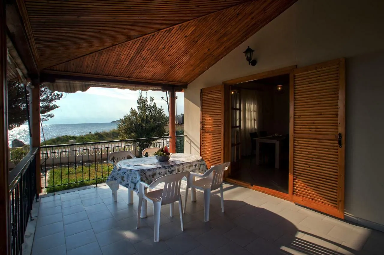 Halkidiki Seafront Beach House Nea Kallikrateia